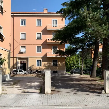 Nocleg ze śniadaniem La Littorina Parcheggio Umbria Centro Ideale Rasiglia Cascate Di Pale Ponte Tibetano Sellano