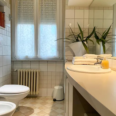 Bed & Breakfast La Littorina - Parcheggio Privato